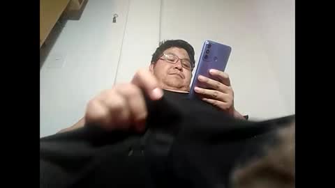 Snapshot of elimposstor chatting on January 30, 2025, 1:44 am elimposstor online show from January 30, 2025, 1:44 am