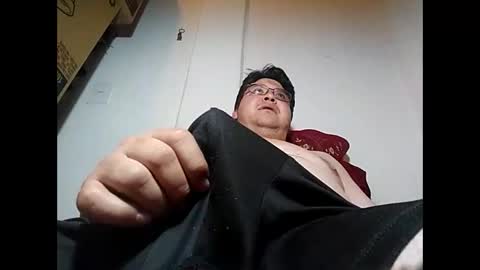 Snapshot of elimposstor chatting on February 3, 2025, 10:00 pm elimposstor online show from February 3, 2025, 10:00 pm