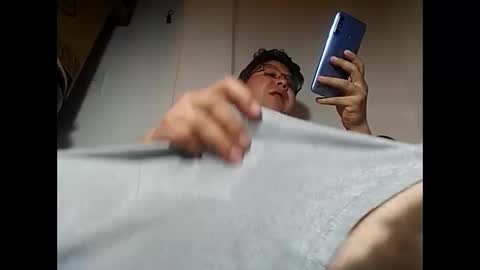 Snapshot of elimposstor chatting on February 10, 2025, 12:08 am elimposstor online show from February 10, 2025, 12:08 am