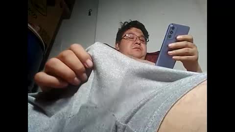 Snapshot of elimposstor chatting on February 11, 2025, 7:12 am elimposstor online show from February 11, 2025, 7:12 am