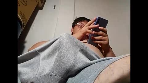 Snapshot of elimposstor chatting on February 14, 2025, 6:45 am elimposstor online show from February 14, 2025, 6:45 am