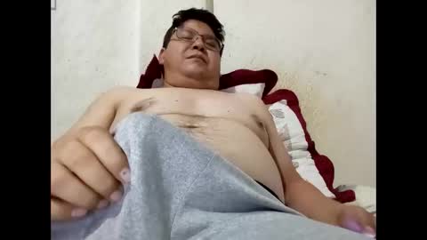 Snapshot of elimposstor chatting on November 10, 2025, 12:09 am elimposstor online show from November 10, 2025, 12:09 am