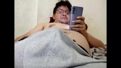 Snapshot of elimposstor chatting on December 3, 2025, 4:20 am elimposstor online show from December 3, 2025, 4:20 am