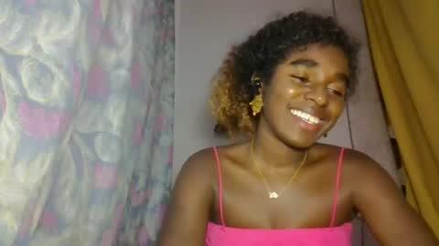 elina981 online show from April 10, 2026, 12:10 pm