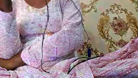 elina_roy03 online show from November 13, 2025, 7:29 am