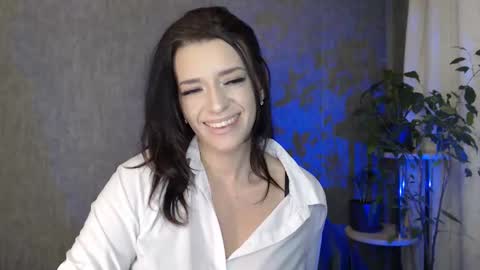 Snapshot of elinapretty chatting on February 23, 2026, 11:24 pm Elina online show from February 23, 2026, 11:24 pm