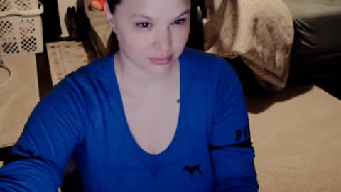 Snapshot of elinareign chatting on September 22, 2025, 1:18 am ElinaReign online show from September 22, 2025, 1:18 am