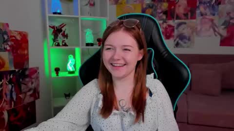 elinavale online show from March 4, 2026, 6:08 am