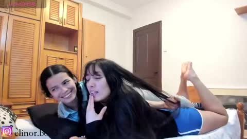 paula  onlyfns          online show from January 13, 2025, 5:55 pm