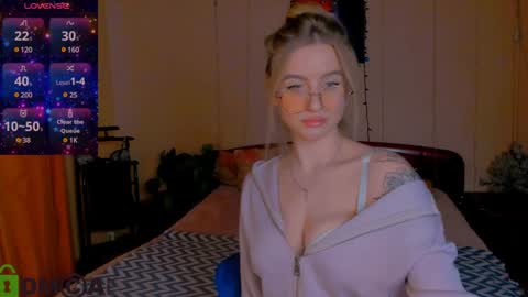 Snapshot of elinor_faith chatting on January 9, 2025, 12:19 pm elinor_faith online show from January 9, 2025, 12:19 pm