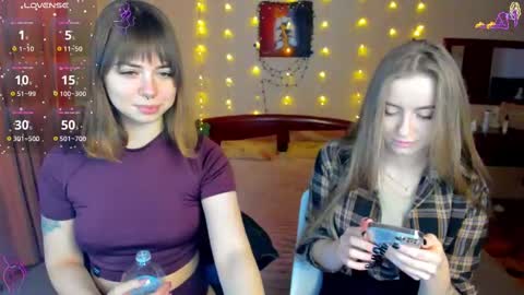 Snapshot of elinor_faith chatting on February 13, 2025, 11:39 am elinor_faith online show from February 13, 2025, 11:39 am