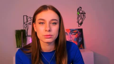 eliora_silk online show from November 9, 2025, 12:58 pm