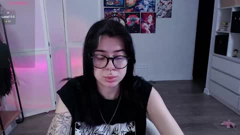 Ari online show from January 22, 2025, 1:31 am