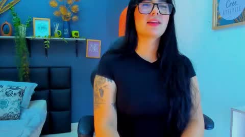 eliza_pink24 online show from February 12, 2026, 10:16 pm