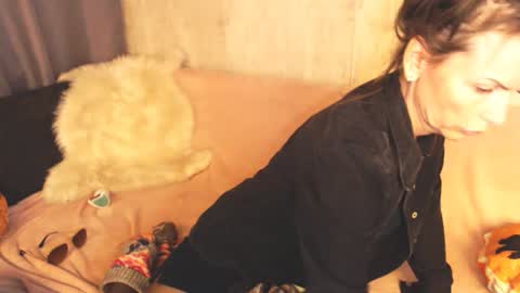 Snapshot of elizabe_th chatting on September 14, 2025, 8:19 pm Elizabethangel online show from September 14, 2025, 8:19 pm