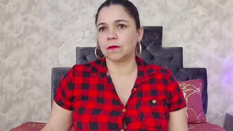 Elizabeth online show from January 16, 2026, 9:30 pm