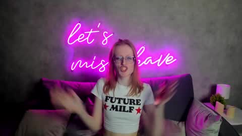 Snapshot of elizabeth_harpper chatting on February 1, 2025, 2:13 pm Elizabeth online show from February 1, 2025, 2:13 pm