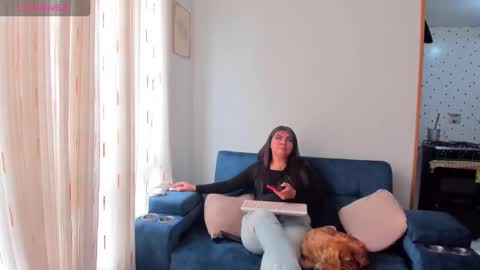 Snapshot of elizabeth_martinez98 chatting on January 9, 2026, 5:37 pm Elizabeth Martinez online show from January 9, 2026, 5:37 pm