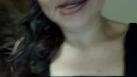 Snapshot of elizabeth_martinez_ chatting on February 19, 2026, 3:08 pm Elizabeth Martinez online show from February 19, 2026, 3:08 pm