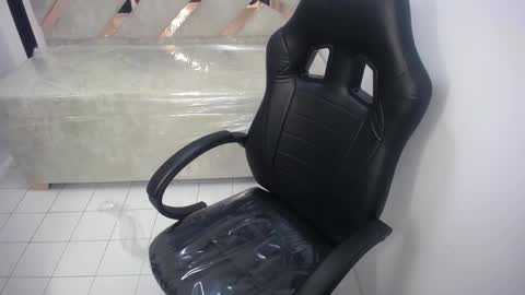 Snapshot of elizabeth_t_ chatting on March 2, 2026, 12:45 pm Elizabeth online show from March 2, 2026, 12:45 pm