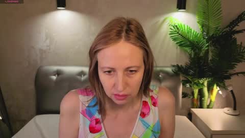 Elizabeth online show from March 26, 2026, 1:01 am