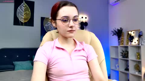 Elizabet online show from November 18, 2025, 9:52 pm