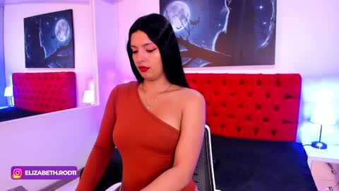 Elizabeth Rodrguez  online show from February 1, 2025, 11:43 am