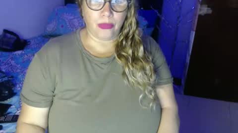 Snapshot of elizabethtaylor1 chatting on November 8, 2025, 11:25 pm Elizabeth online show from November 8, 2025, 11:25 pm