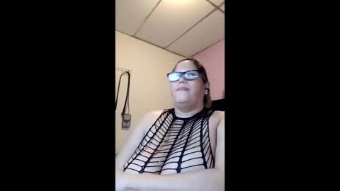 Snapshot of elizabethtaylor1 chatting on March 16, 2026, 11:09 pm Elizabeth online show from March 16, 2026, 11:09 pm