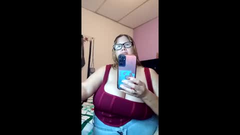 Snapshot of elizabethtaylor1 chatting on March 26, 2026, 10:59 pm Elizabeth online show from March 26, 2026, 10:59 pm