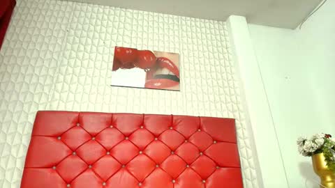 Snapshot of elizabetth_roman chatting on February 6, 2026, 9:18 pm elizabetth_roman online show from February 6, 2026, 9:18 pm