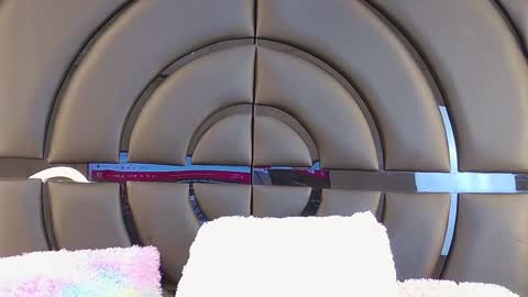 Snapshot of elizabetthkitty chatting on January 19, 2025, 6:32 pm Elizabet online show from January 19, 2025, 6:32 pm