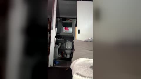 elizaday388 online show from March 1, 2026, 2:08 pm