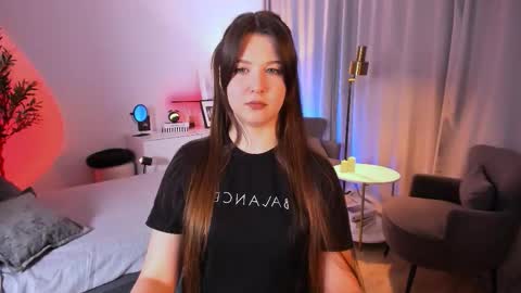 Snapshot of elizamild chatting on March 11, 2026, 1:17 pm Eliza online show from March 11, 2026, 1:17 pm