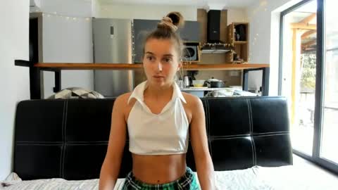 Snapshot of elizsweet chatting on March 24, 2026, 11:26 am Eliz online show from March 24, 2026, 11:26 am