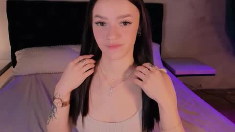 Snapshot of elizzza_ chatting on November 5, 2025, 5:29 am elizzza_ online show from November 5, 2025, 5:29 am