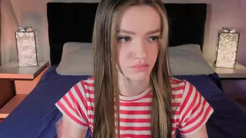 elizzza_ online show from April 4, 2026, 5:06 am