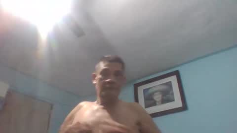 eljim323323 online show from November 7, 2025, 8:58 am