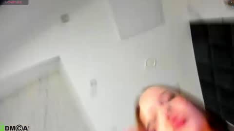Snapshot of ella_butler chatting on June 25, 2026, 9:25 am Ella online show from June 25, 2026, 9:25 am