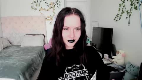 ELLA online show from February 10, 2026, 12:09 pm