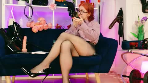 ella_kross online show from March 21, 2026, 8:52 am