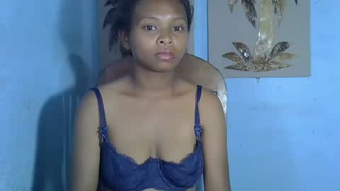 Snapshot of ella_kusih chatting on January 14, 2026, 10:32 am Kusih online show from January 14, 2026, 10:32 am