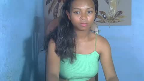 Snapshot of ella_kusih chatting on January 15, 2026, 6:40 am Kusih online show from January 15, 2026, 6:40 am