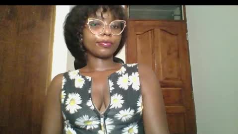 Ella online show from March 7, 2025, 9:38 pm