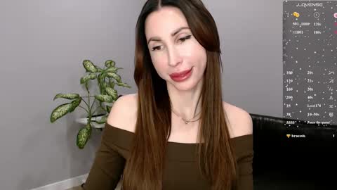 Snapshot of ella_sea chatting on November 28, 2025, 7:11 am Ella online show from November 28, 2025, 7:11 am