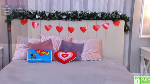 Ella online show from February 17, 2025, 4:09 am