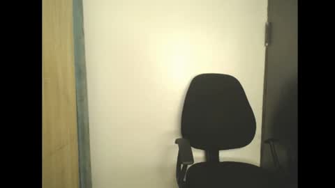 ella online show from May 12, 2026, 5:26 am
