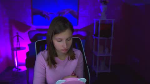 Snapshot of ellahorton chatting on November 10, 2025, 8:35 am Ella online show from November 10, 2025, 8:35 am