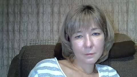 Snapshot of ellajohnsonx chatting on December 19, 2024, 8:55 pm ellajohnsonx online show from December 19, 2024, 8:55 pm