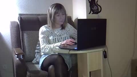 ellajohnsonx online show from February 15, 2026, 2:25 pm